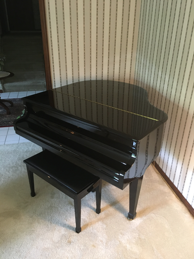 baby grand piano for sale